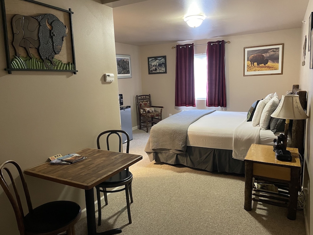 Double Room, Ensuite (Room 02)