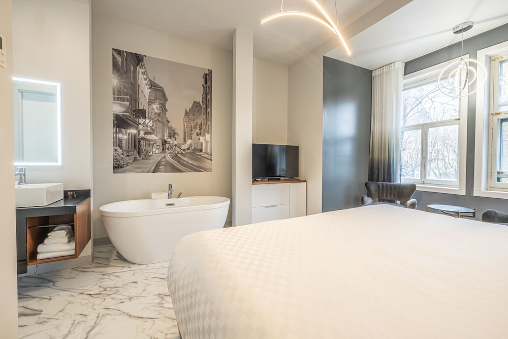 Romantic Room, Park View