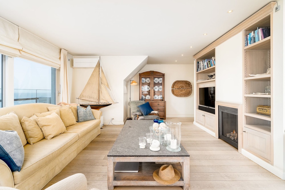 Stunning Penthouse With Free Parking and sea View, Foto 25