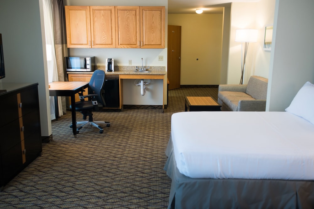 Suite, 2 Queen Beds, Accessible (Mobility Accessible) photo 1