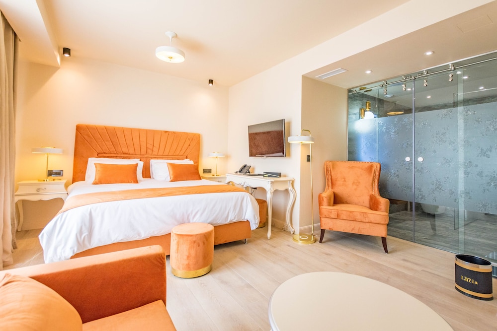 Signature Room photo 3