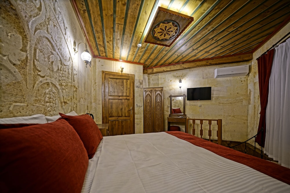 Deluxe Double Room - Photo 1