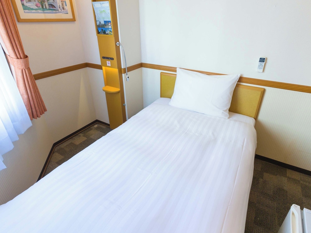 Economy Single Room, Smoking (electronic cigarette only) photo 2