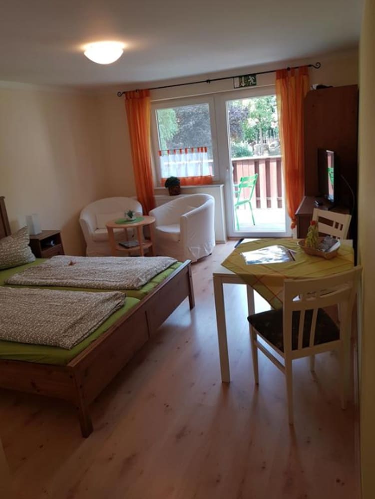 Apartment, 2 Bedrooms (Fewo 4 Incl. 40 Euro Cleaninfee) photo 3
