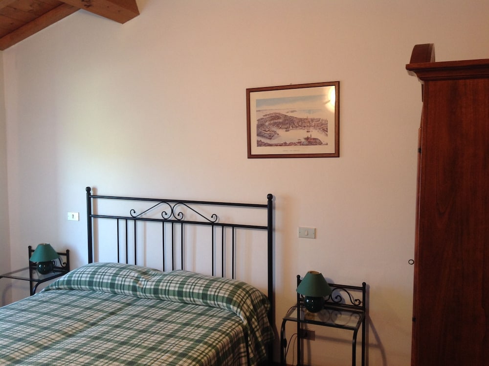 Duplex, 2 Bedrooms (4 Adults + 1 Child) photo 1