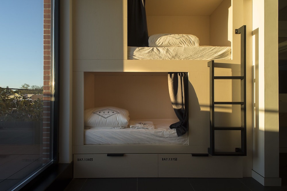 Basic Twin Room - Photo 1