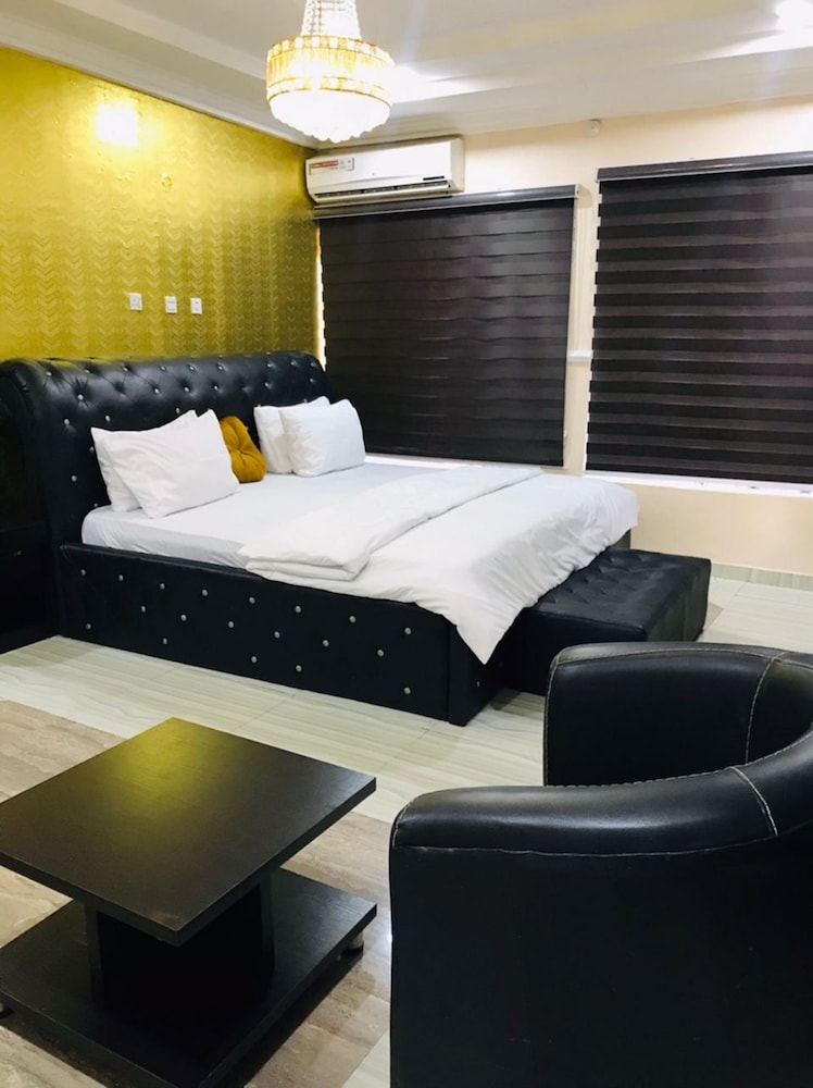 Royal Suite photo 1