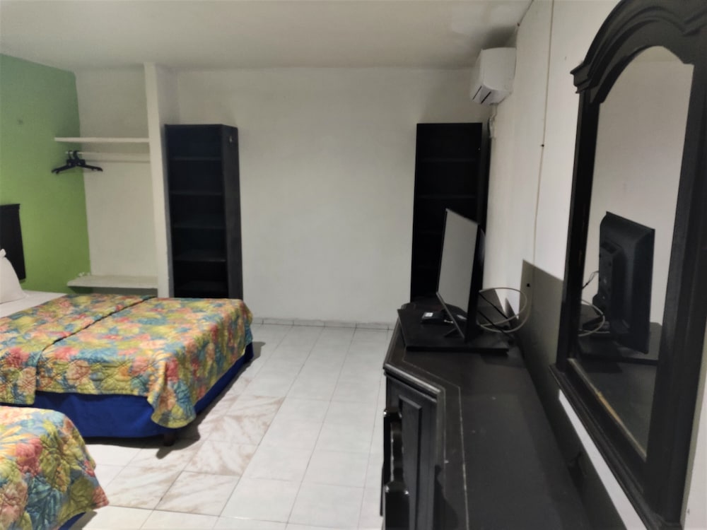 Standard Double Room - Photo 1