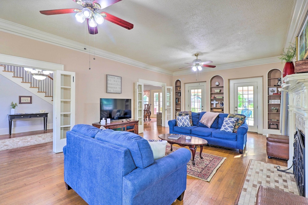 House (4 Bedrooms) photo 1