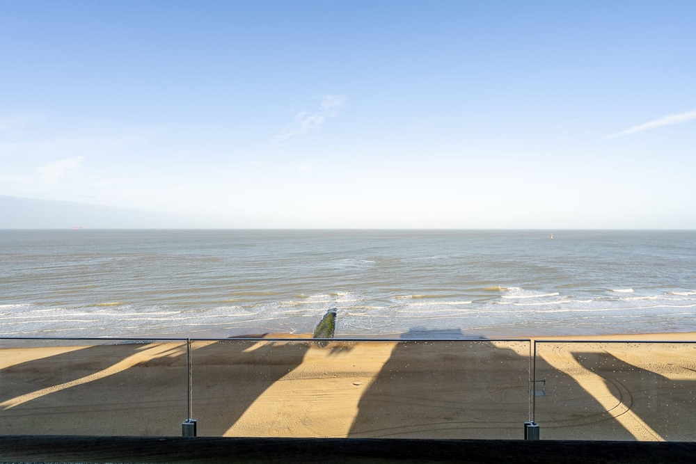 Stunning Penthouse With Free Parking and sea View, Foto 43