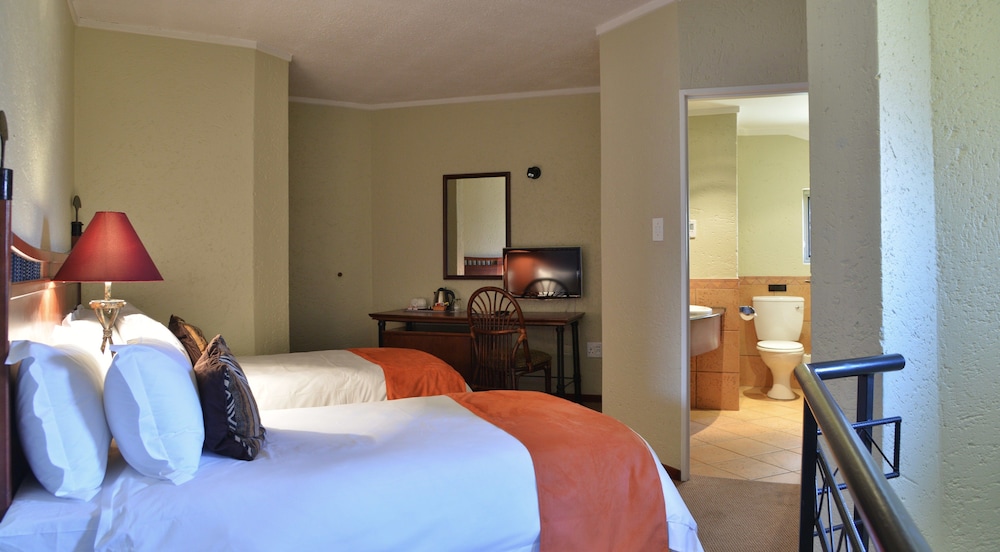 Standard Twin Room photo 2