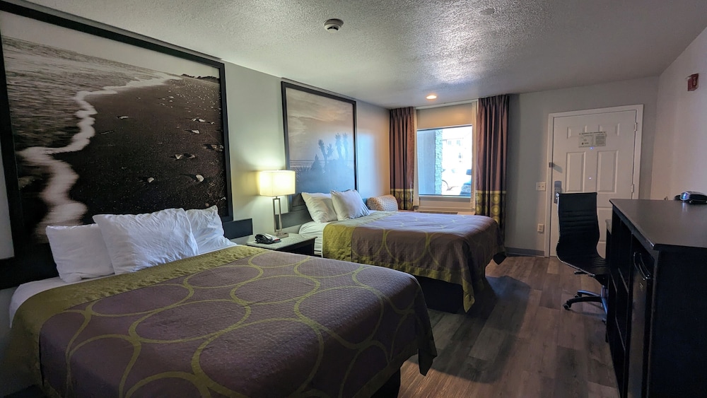 Standard Double Room, 2 Queen Beds, Non Smoking