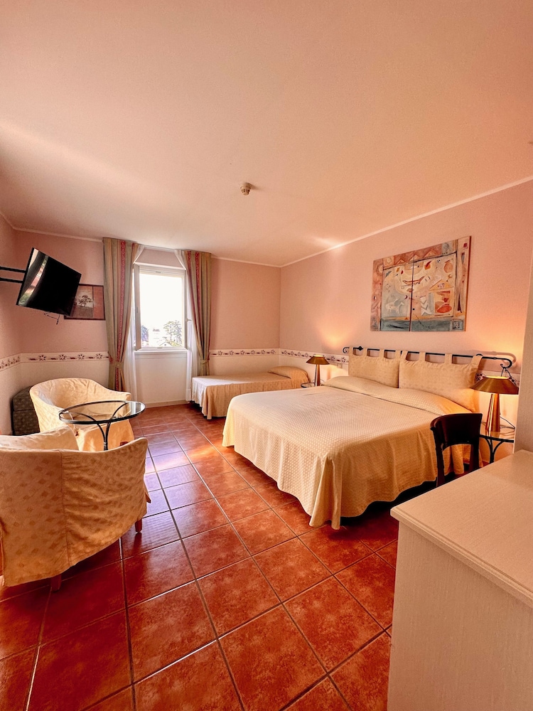 Premium Quadruple Room photo 1