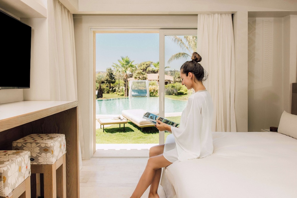 Room, 1 King-Bett, Poolblick, Adults Only 16+