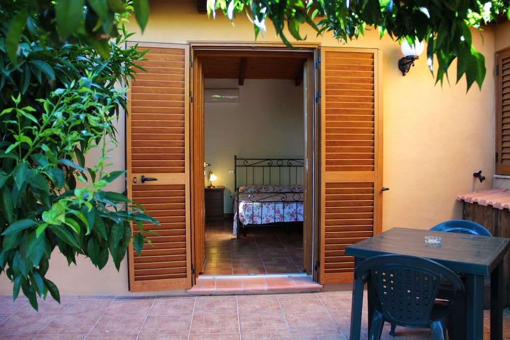 Double Or Twin Room photo 3