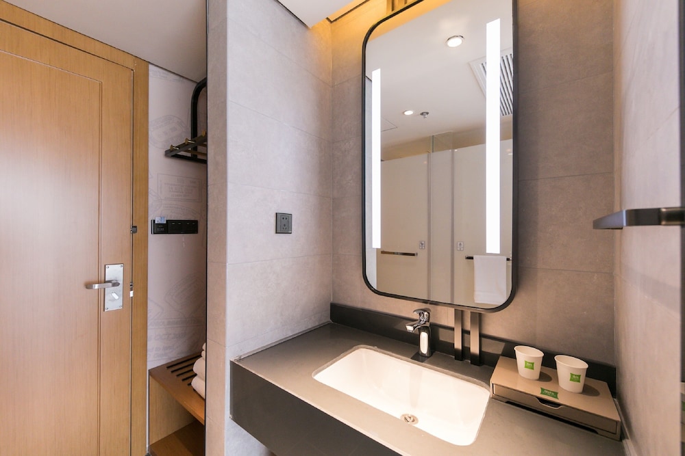 Superior Twin Room, 2 Double Beds - Photo 5
