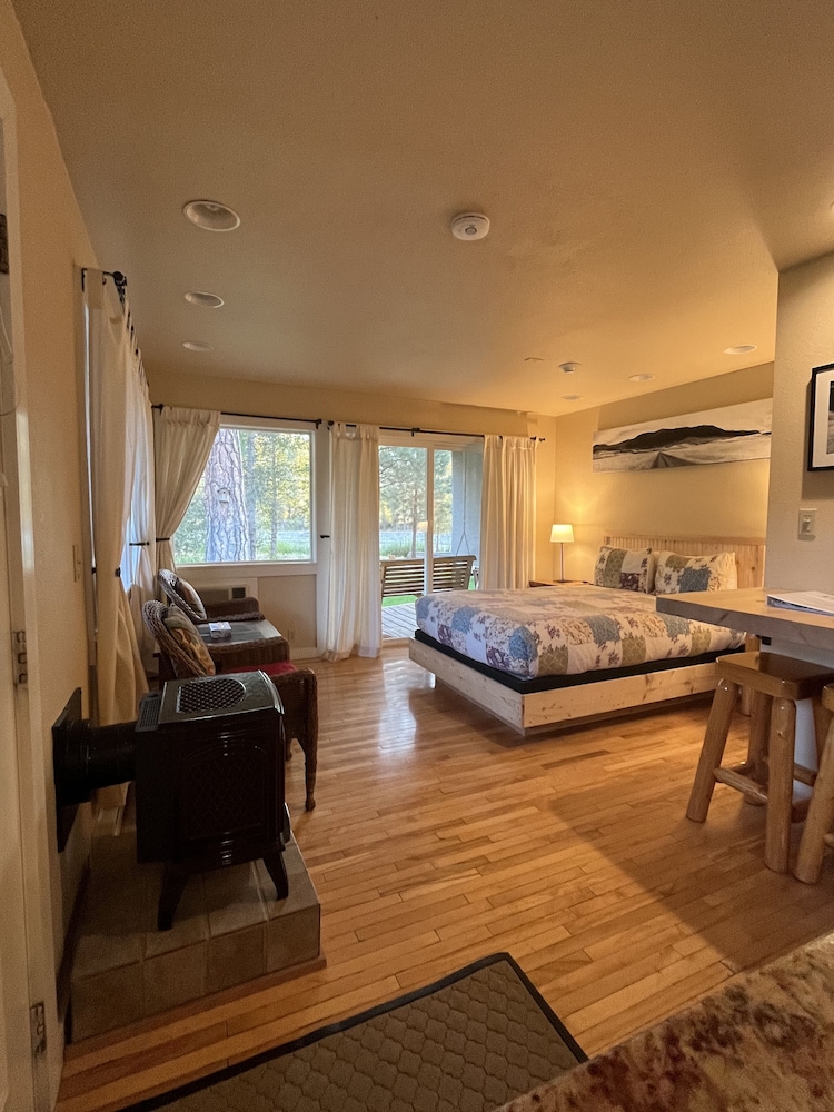 Riverview Studio