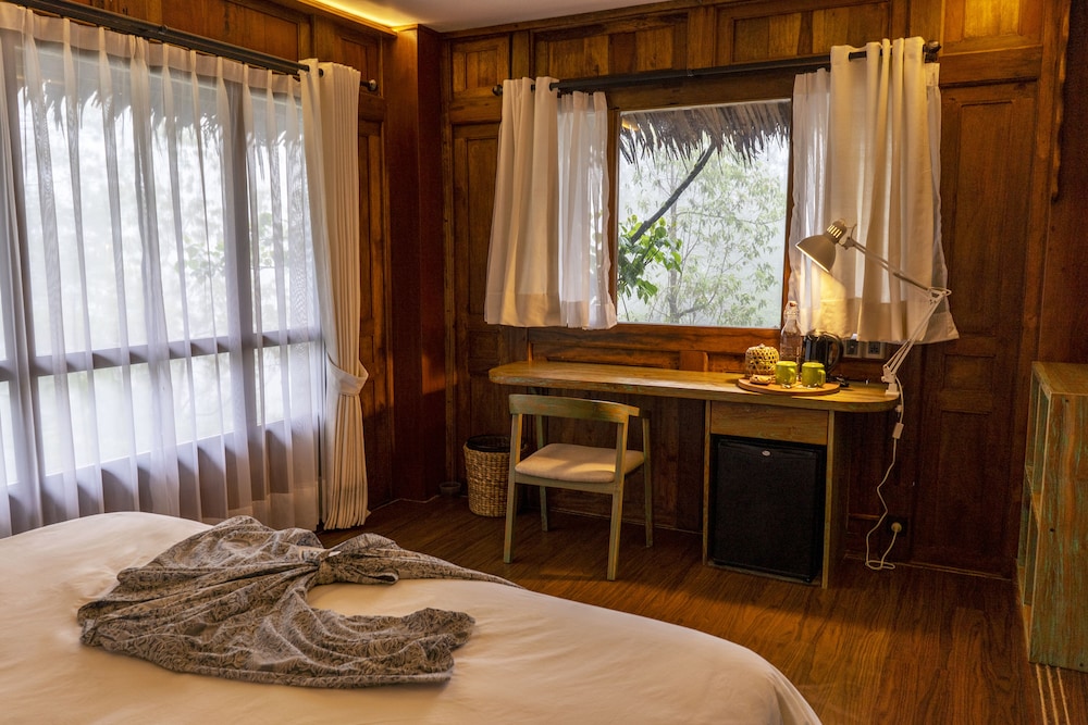 Standard Double Room - Photo 7