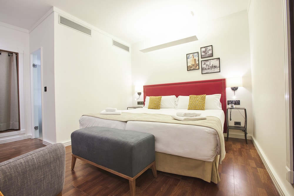 Superior Double Room - Photo 3