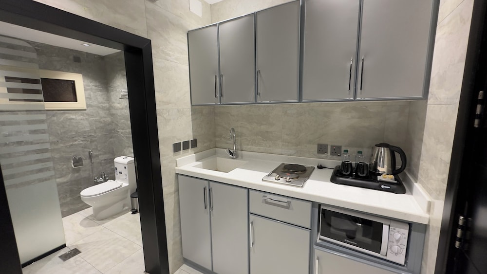 Deluxe Twin Room, City View photo 3