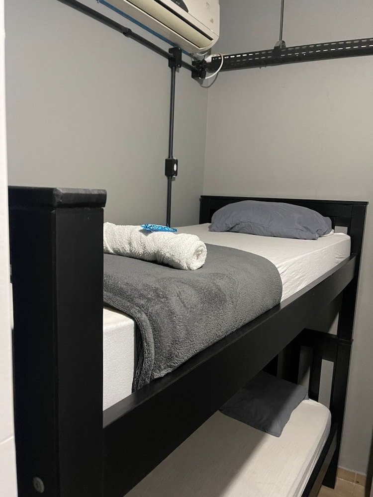 Basic Single Room photo 2