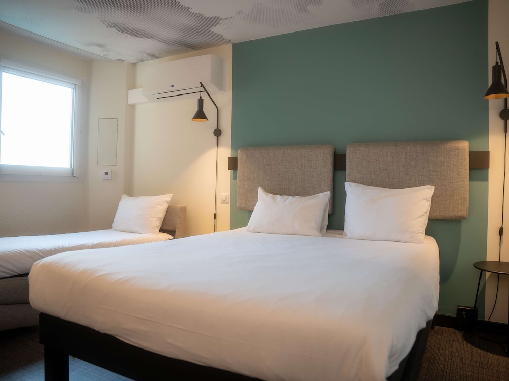 Standard Double Room, Multiple Beds - Photo 1