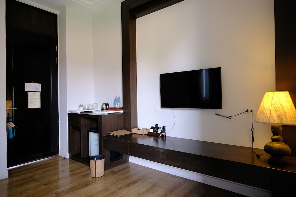 Premium Double Room - Photo 12