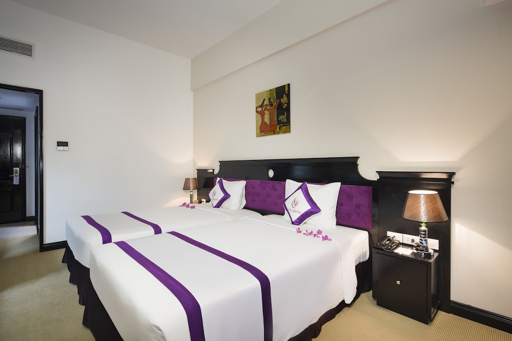 Deluxe Twin Room, City View photo 2