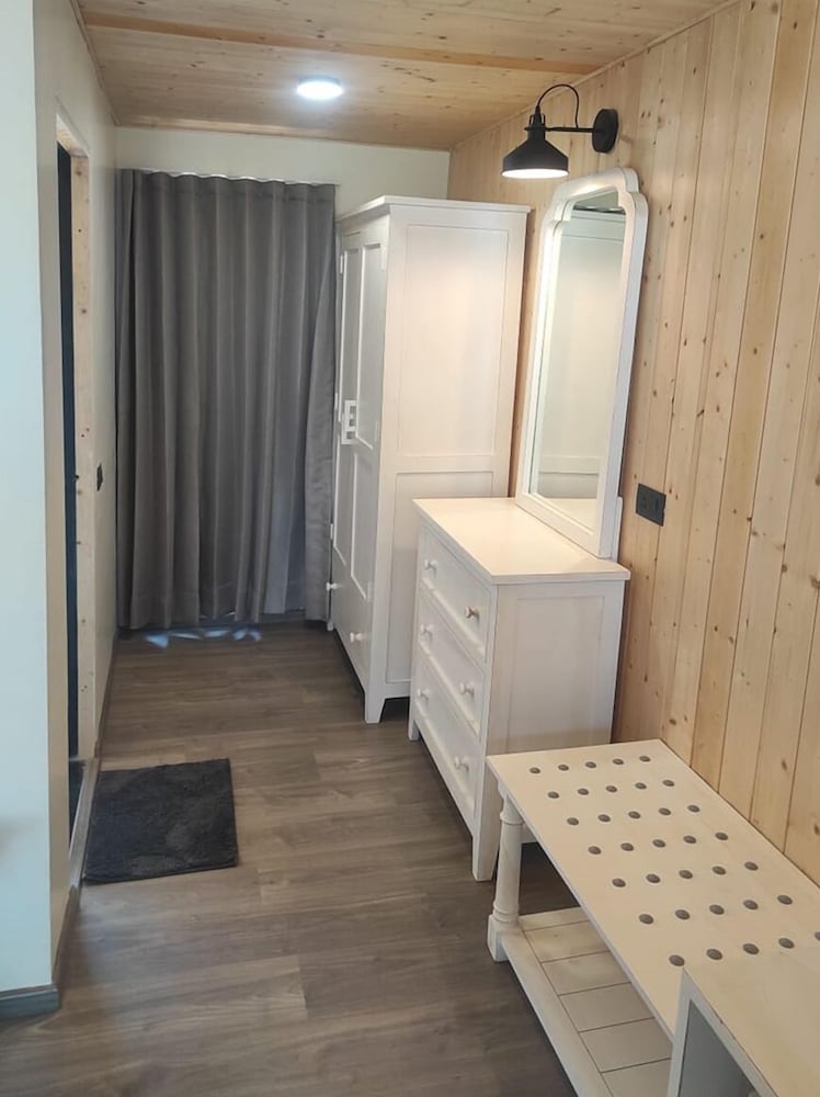 Luxury Cottage, 1 Queen Bed photo 3