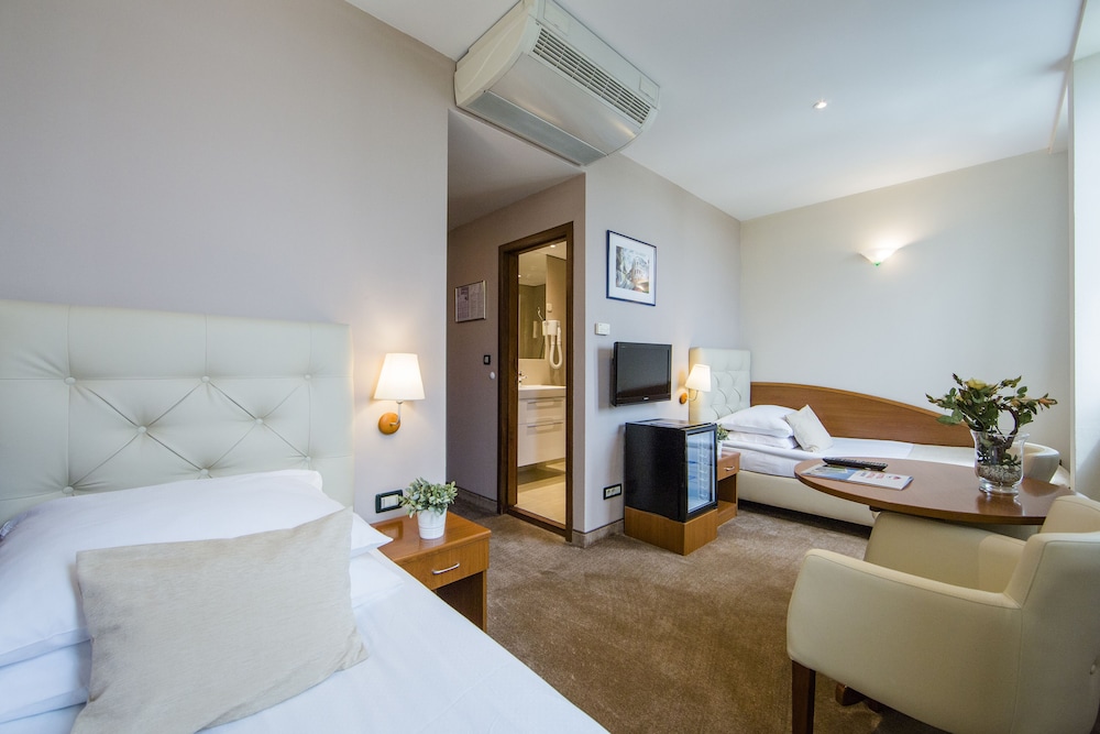 Comfort Twin Room
