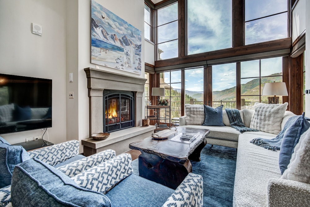 Condo, 3 Bedrooms