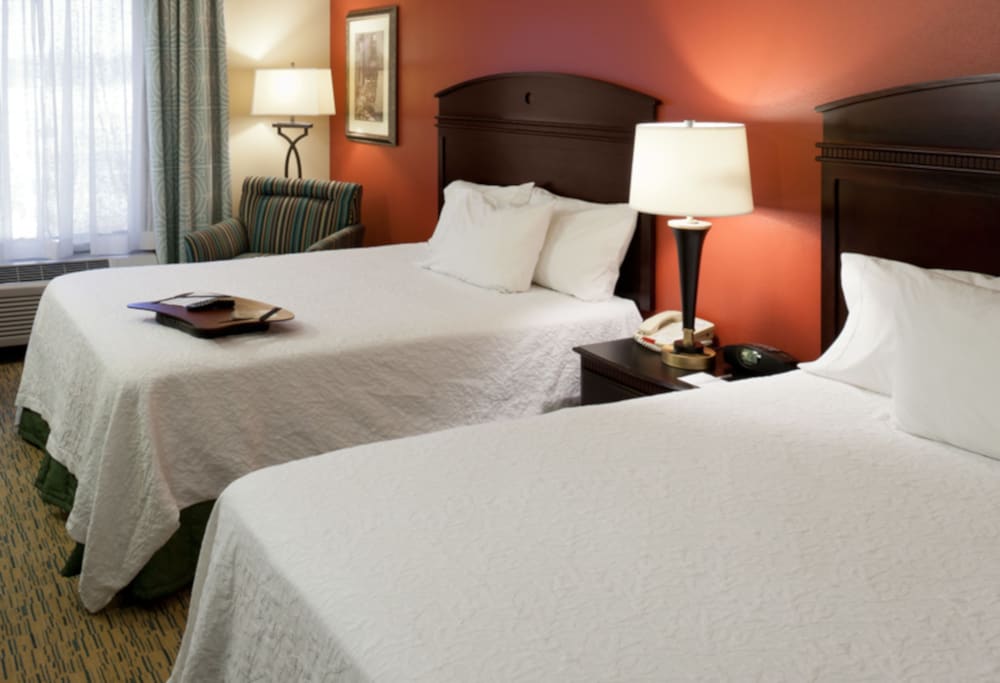 Room, 2 Queen Beds, Accessible, Non Smoking - Photo 3