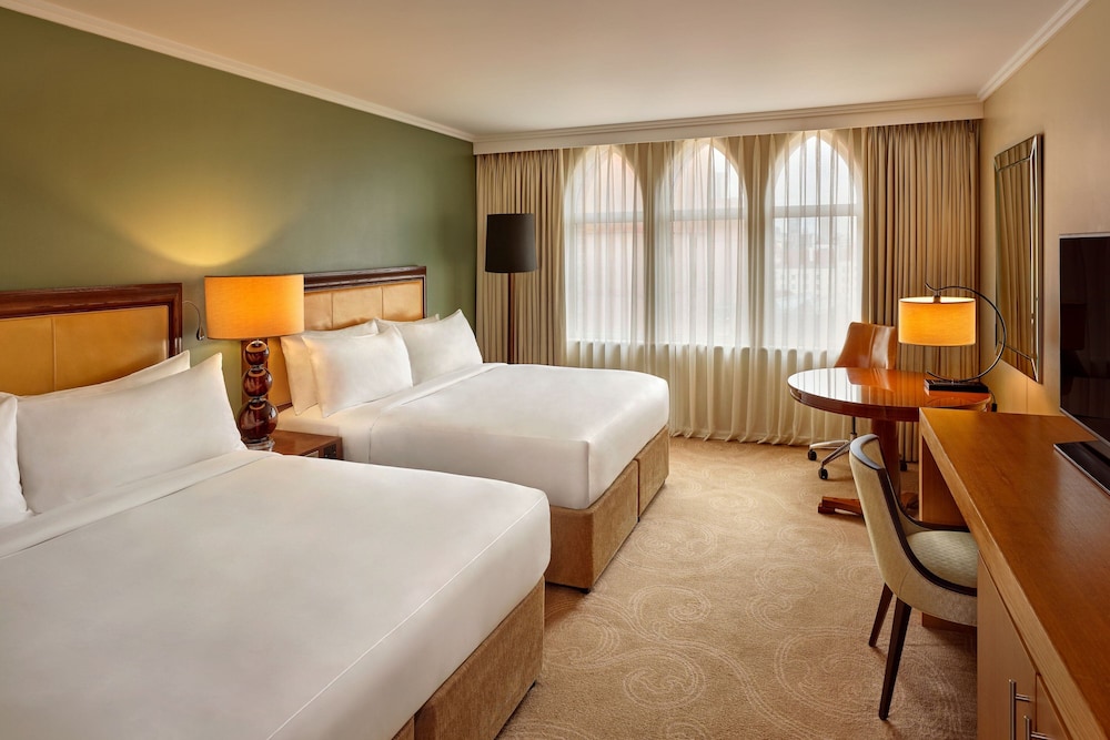 Superior House, 2 Queen Beds, Non Smoking