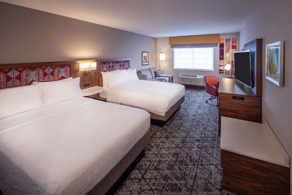 Room, Multiple Beds, Refrigerator & Microwave