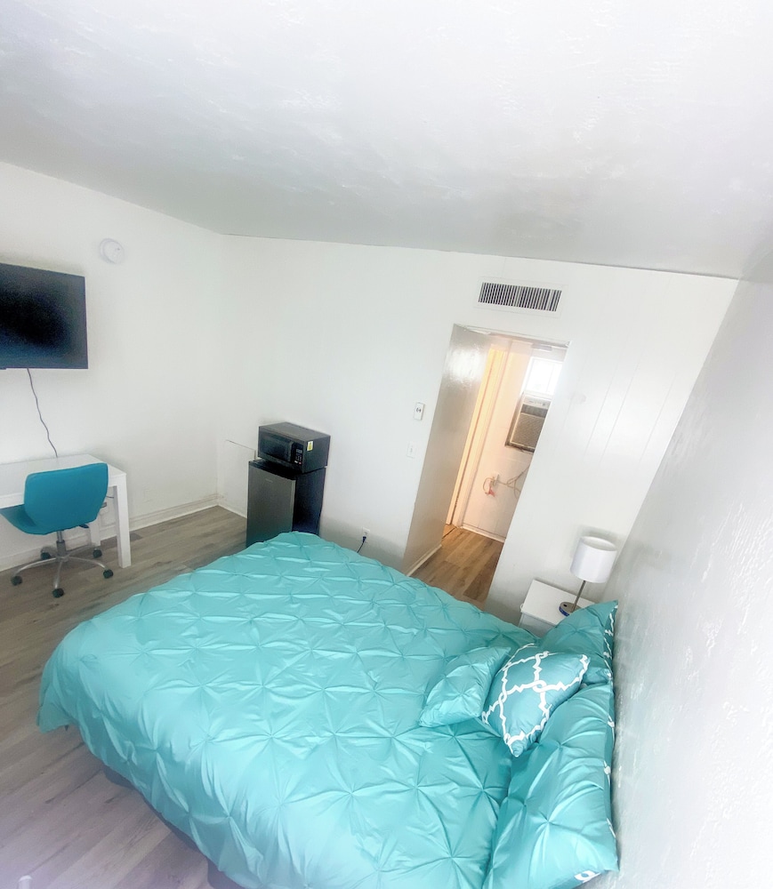 Premier Studio Suite photo 1