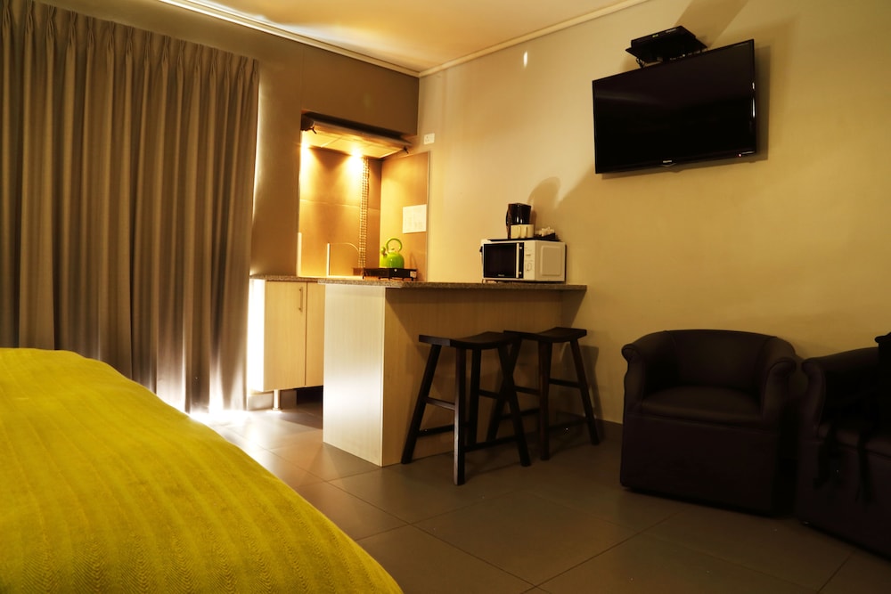 Grand Room, Kitchenette, Sea View photo 3
