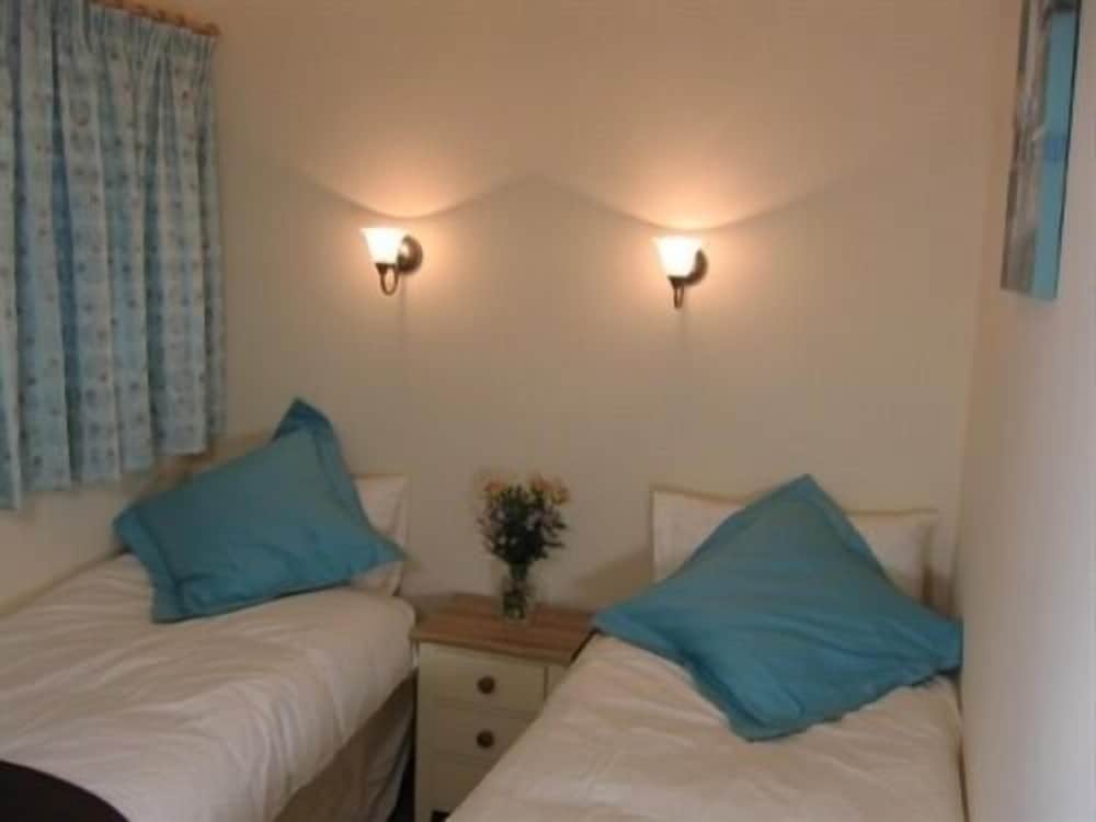 Cottage, Shared Bathroom (The Shippon - Broomedge  ) photo 3