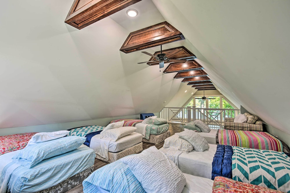 House (4 Bedrooms) photo 1