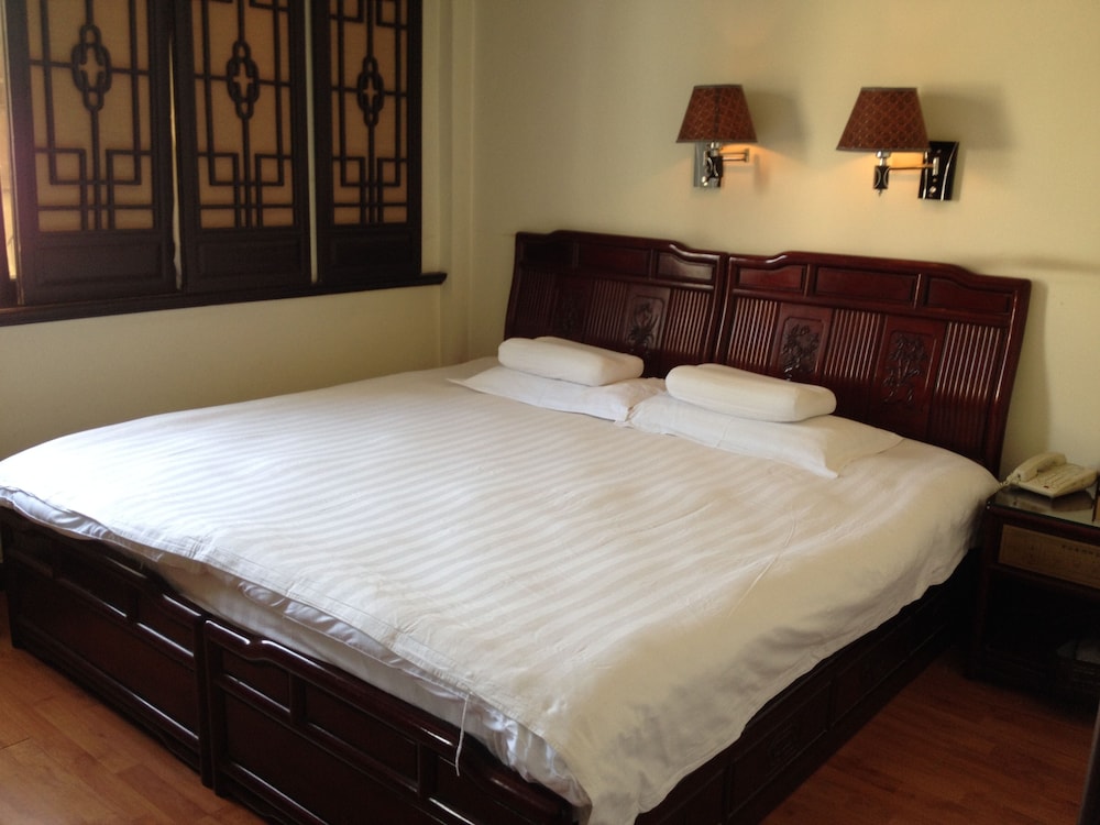 Deluxe Double Room photo 2