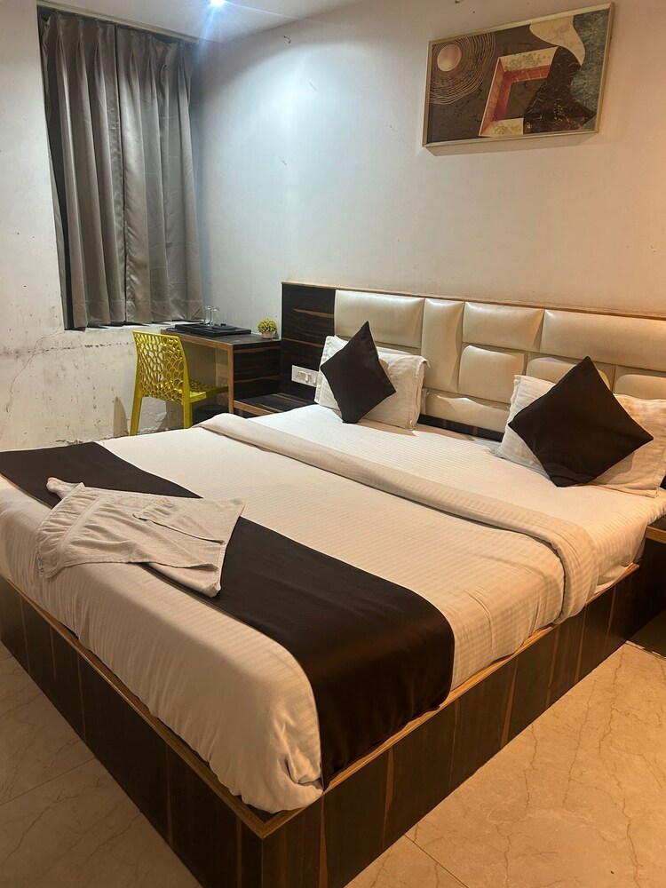 Deluxe Double Room, 1 King Bed