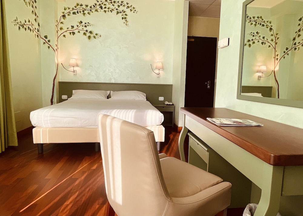 Superior Double or Twin Room photo 1