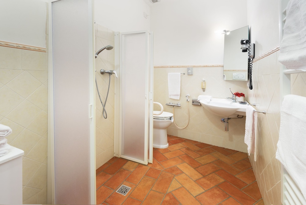 Quadruple Room photo 3