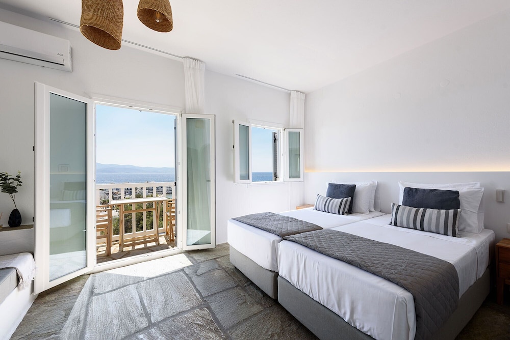 Luxury Studio, Sea View