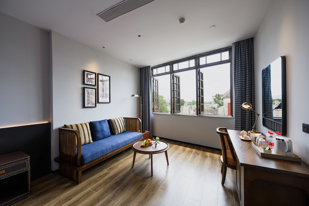 Standard Room photo 2