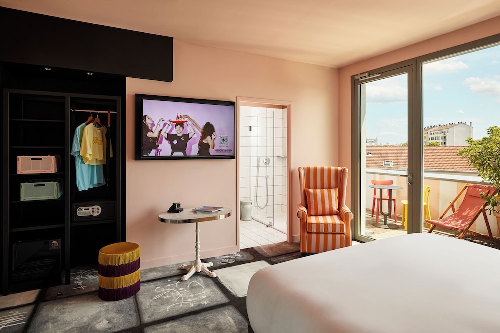Room, 1 Queen Bed, Terrace