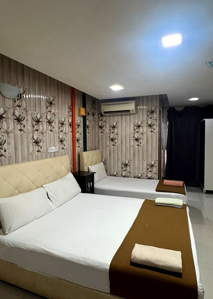 Quad Room photo 2