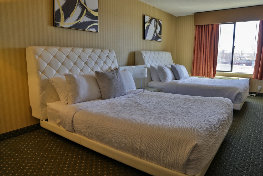 Deluxe Room, 2 Queen Beds, Non Smoking, Valley View photo 1