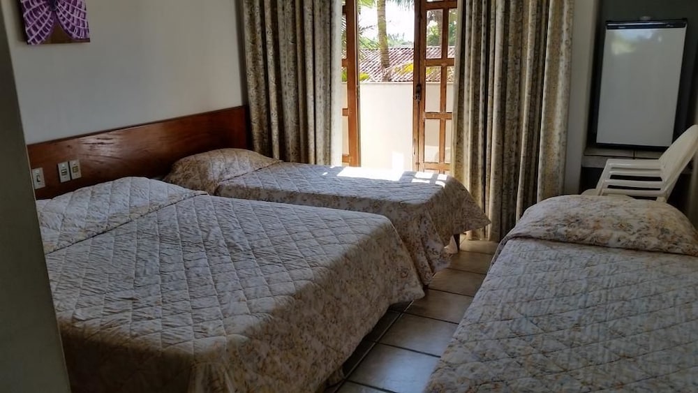 Standard Room, Multiple Beds photo 2