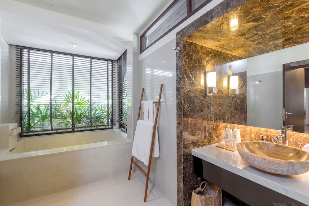 Three Bedroom Suite Pool Villa with Free Minibar - Photo 32
