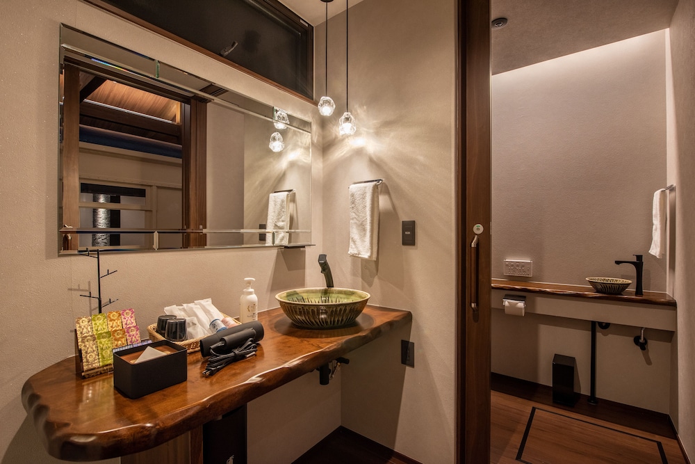 Room, Non Smoking (KAWASEMI,Stay in a train) photo 2
